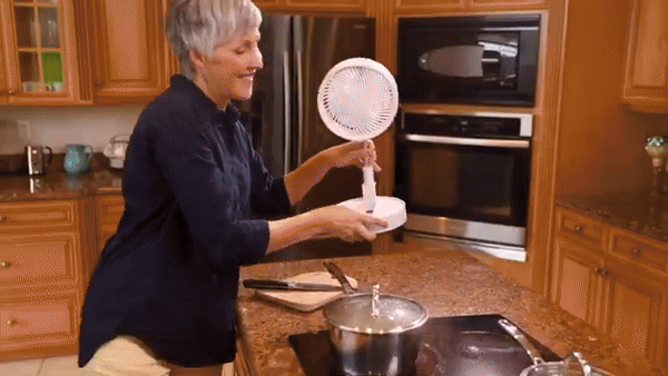 ABANICO RECARGABLE MULTIFUNCIONAL